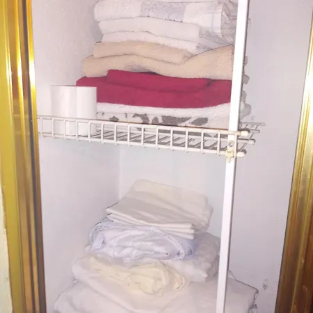 ラグジュアリーテント Apartamento Compartido Comedor Zona Tranquila La Línea de la Concepción