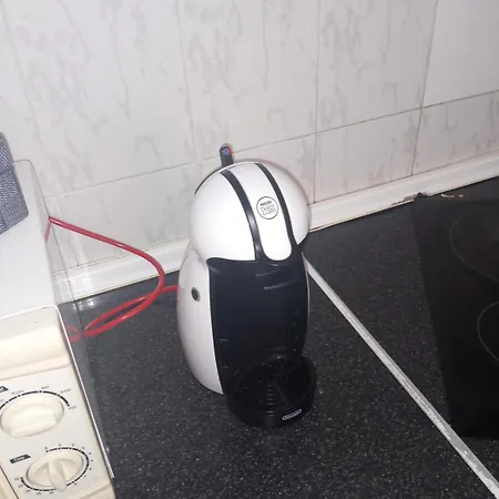 Apartamento Compartido Comedor Zona Tranquila ラグジュアリーテント La Línea de la Concepción